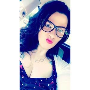 Meet your Posher, Angie